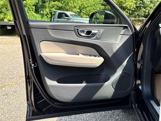 new 2026 Volvo XC60 Plug-In Hybrid car, priced at $69,285