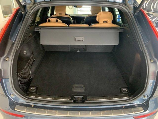 used 2022 Volvo XC60 car, priced at $35,884
