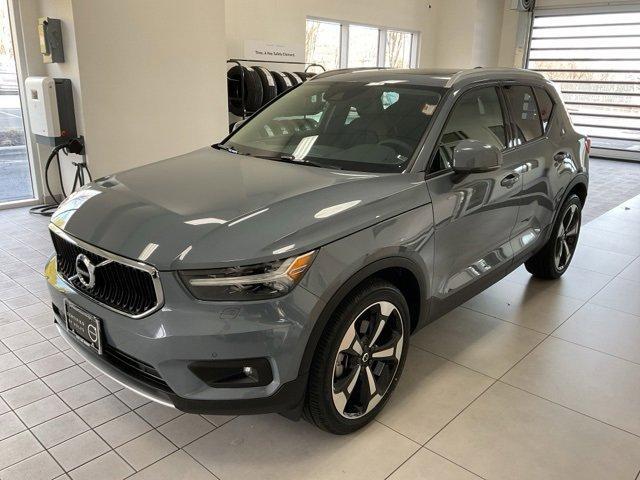 used 2022 Volvo XC40 car, priced at $31,311