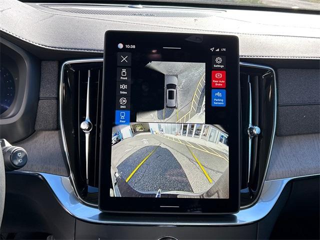 new 2026 Volvo XC90 car, priced at $77,745