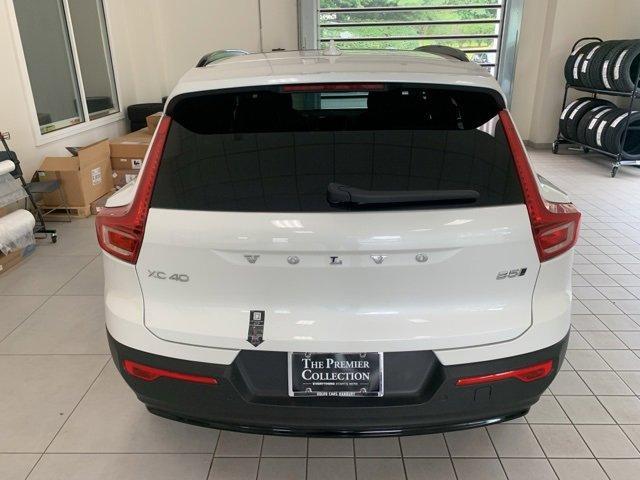new 2025 Volvo XC40 car, priced at $48,315