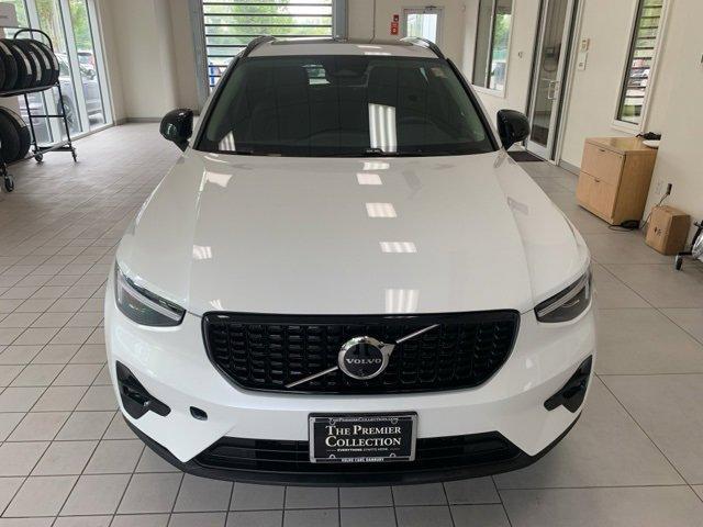 new 2025 Volvo XC40 car, priced at $48,315