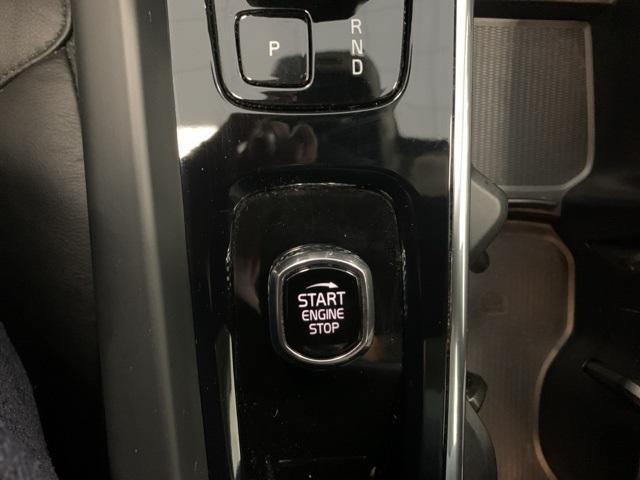 used 2023 Volvo XC60 car, priced at $31,900