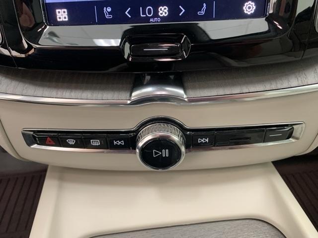 used 2023 Volvo XC60 car, priced at $38,499