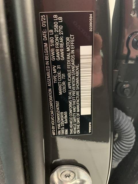 used 2025 Volvo V60 Cross Country car, priced at $44,000