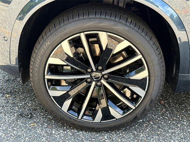 new 2026 Volvo XC90 car, priced at $76,450