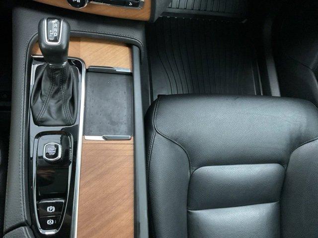 used 2022 Volvo XC90 car, priced at $36,898