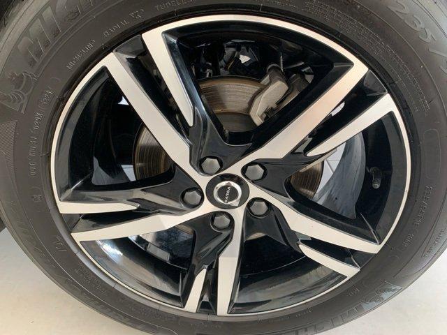 used 2025 Volvo XC40 car, priced at $34,995
