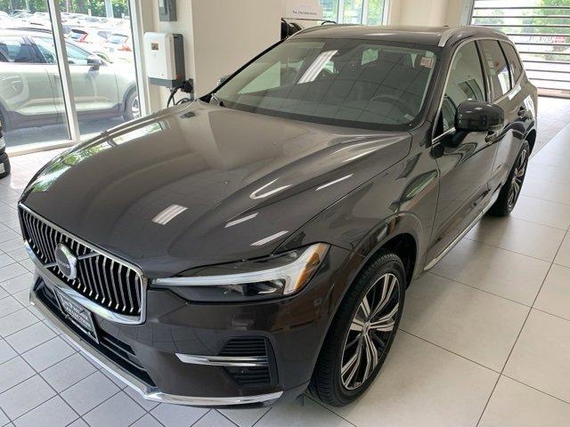 used 2022 Volvo XC60 car, priced at $37,450