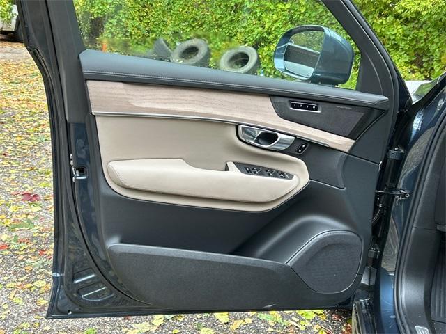 new 2026 Volvo XC90 car, priced at $73,995