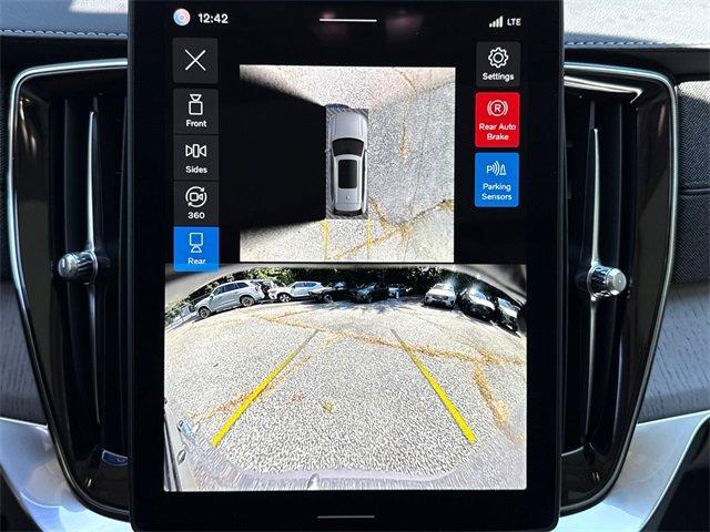 new 2026 Volvo XC90 car, priced at $80,950