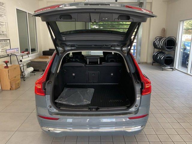 used 2022 Volvo XC60 car, priced at $35,899