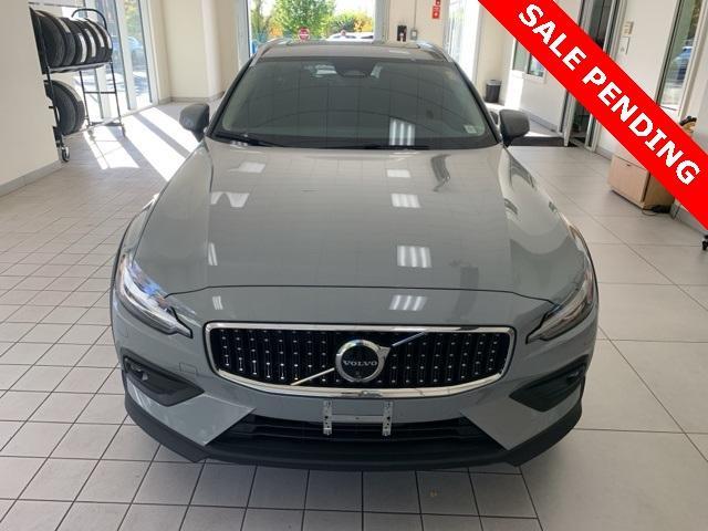used 2024 Volvo V60 Cross Country car, priced at $39,899