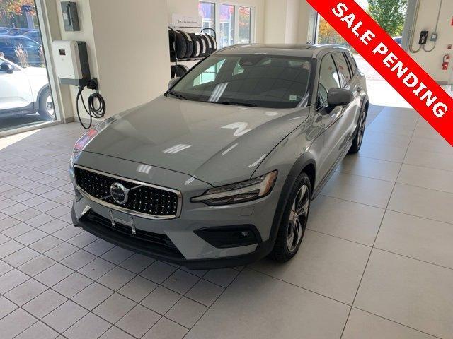 used 2024 Volvo V60 Cross Country car, priced at $39,899
