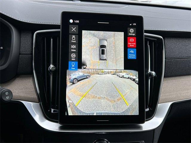 new 2026 Volvo XC90 Plug-In Hybrid car, priced at $81,875