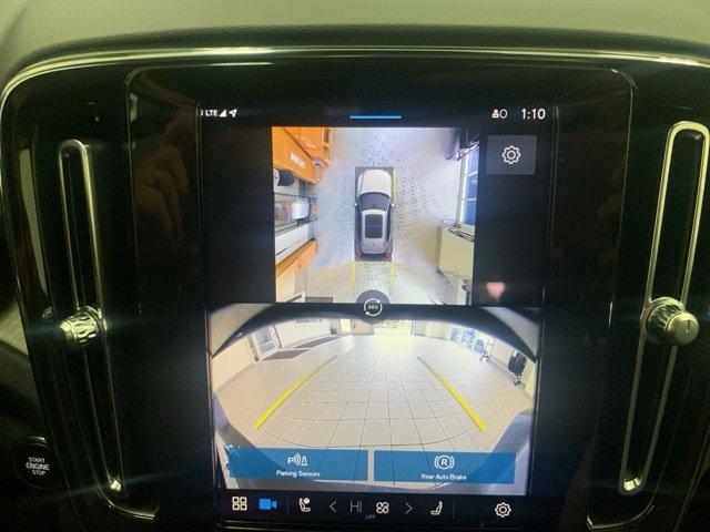 used 2024 Volvo XC40 car, priced at $33,224