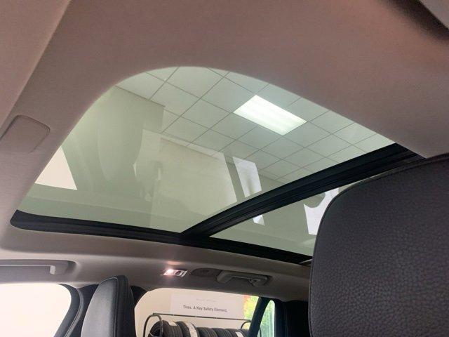 used 2022 Volvo XC90 car, priced at $37,899