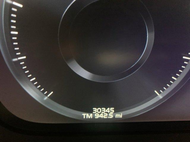 used 2022 Volvo XC90 car, priced at $37,899