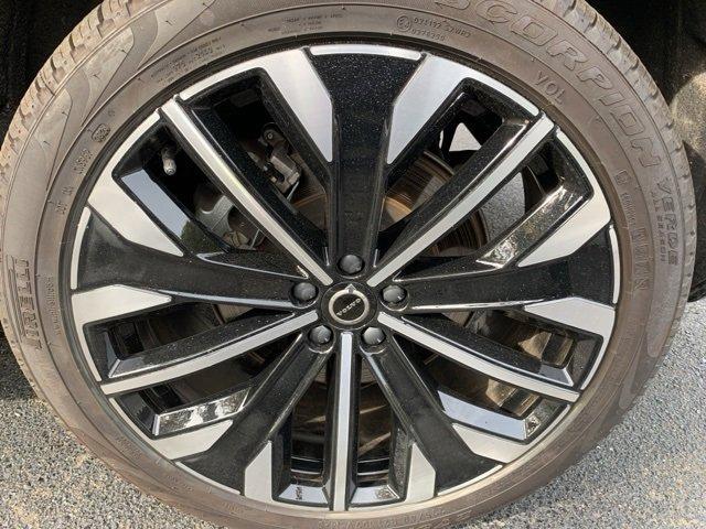 used 2025 Volvo XC90 car, priced at $53,899