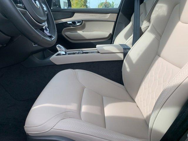 used 2025 Volvo XC90 car, priced at $53,899