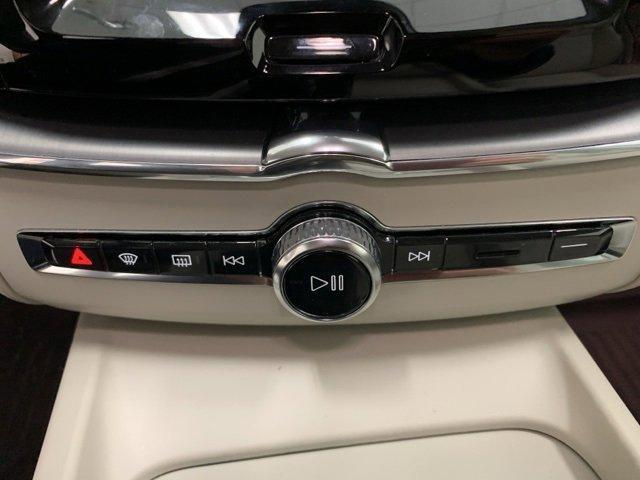 used 2023 Volvo XC60 car, priced at $33,895