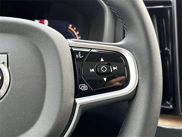 new 2026 Volvo XC60 car, priced at $58,360