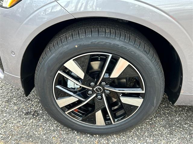 new 2026 Volvo XC60 car, priced at $58,360