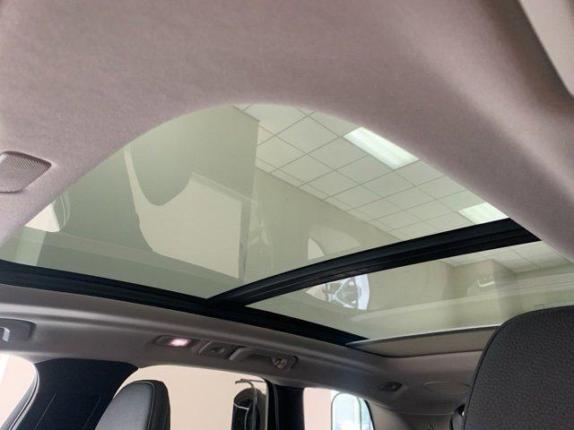 used 2022 Volvo XC60 car, priced at $33,749