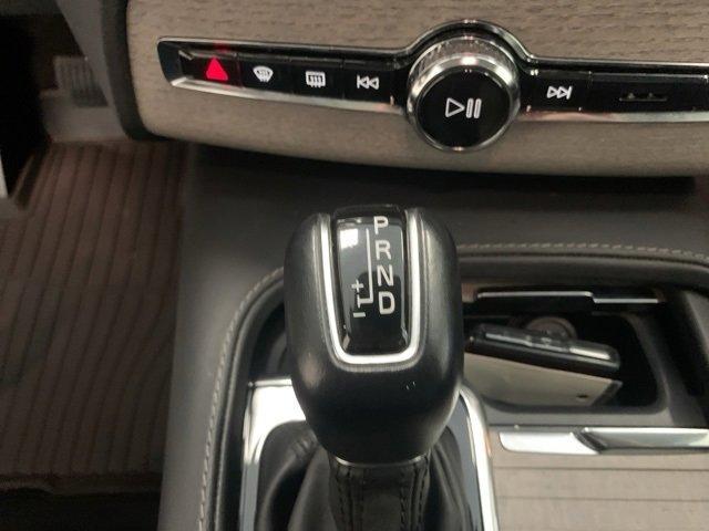 used 2022 Volvo XC90 car, priced at $38,998