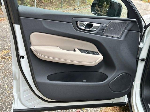 new 2026 Volvo XC60 car, priced at $58,360