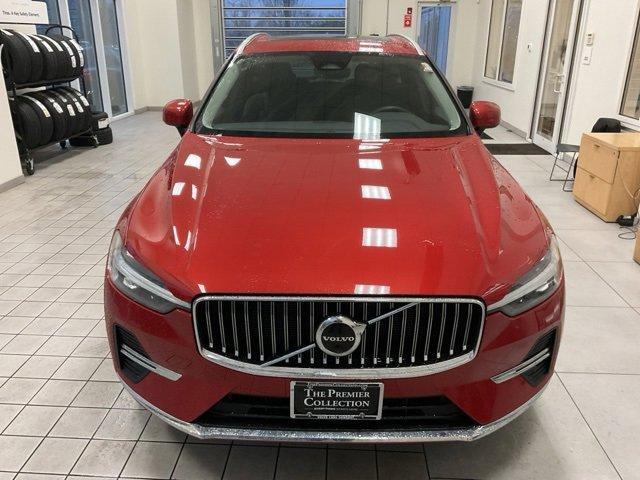 used 2023 Volvo XC60 car, priced at $37,896