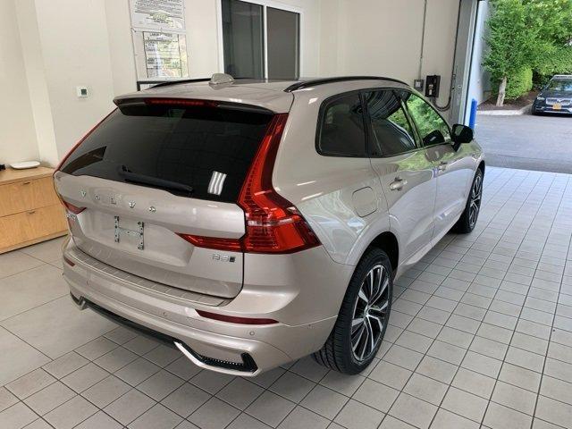 used 2023 Volvo XC60 car, priced at $37,434