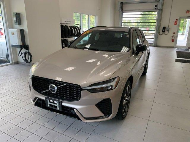 used 2023 Volvo XC60 car, priced at $37,434