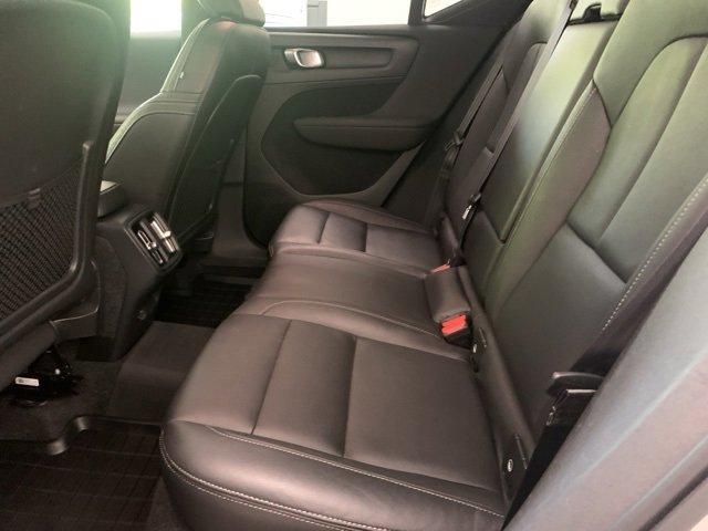 used 2019 Volvo XC40 car, priced at $21,899
