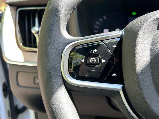 new 2026 Volvo XC60 car, priced at $57,985