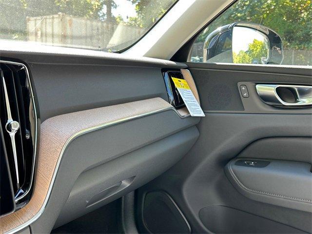 new 2026 Volvo XC60 car, priced at $57,985