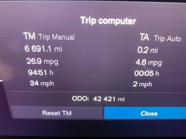 used 2023 Volvo XC40 car, priced at $31,499