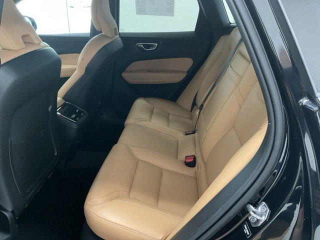 used 2022 Volvo XC60 car, priced at $37,899