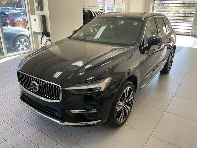 used 2022 Volvo XC60 car, priced at $34,897