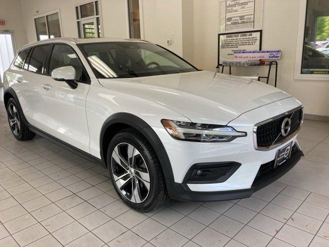 used 2021 Volvo V60 Cross Country car, priced at $35,742