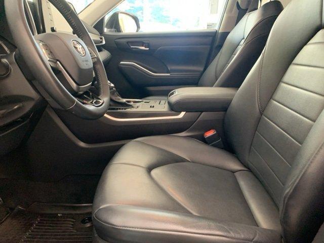 used 2021 Toyota Highlander Hybrid car, priced at $27,899