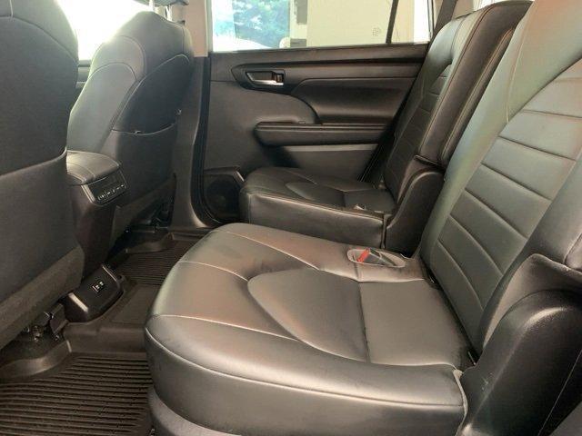 used 2021 Toyota Highlander Hybrid car, priced at $27,899