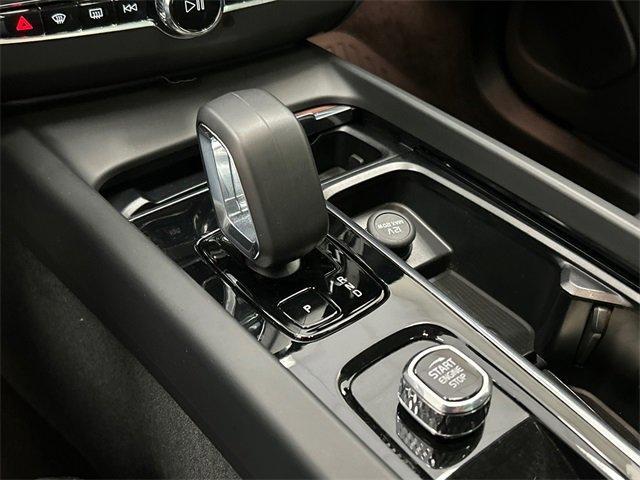used 2023 Volvo XC60 car, priced at $35,900