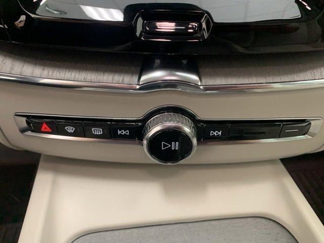 used 2023 Volvo XC60 car, priced at $37,897