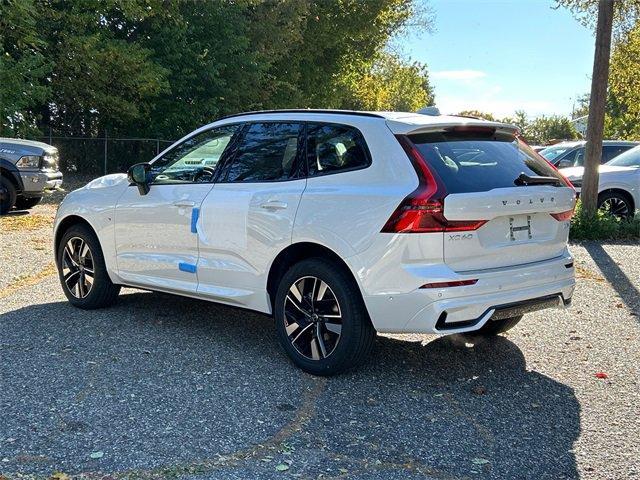 new 2026 Volvo XC60 car, priced at $58,360