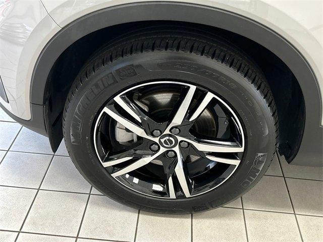 used 2025 Volvo XC40 car, priced at $35,758