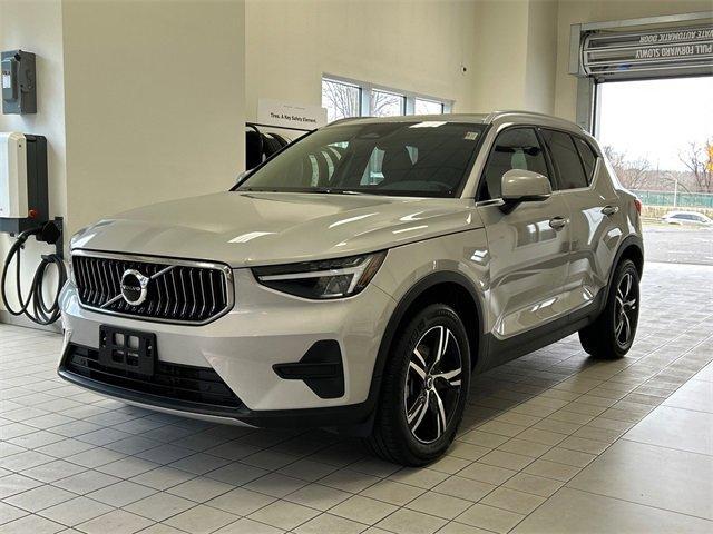 used 2025 Volvo XC40 car, priced at $35,758