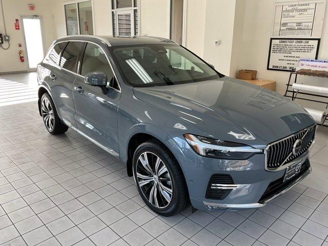 used 2022 Volvo XC60 car, priced at $36,299