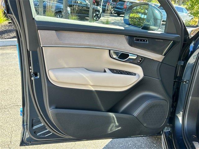 new 2026 Volvo XC90 car, priced at $75,950