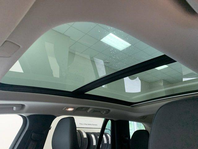 new 2025 Volvo XC90 car, priced at $61,345